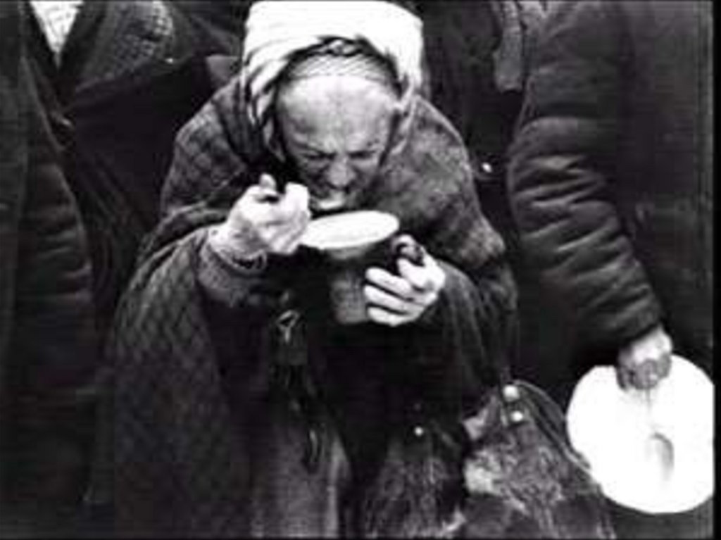 Голод во время блокады. Блокада Ленинграда голод. Голод в блокадном Ленинграде. Голод Ленинграда блокада Ленинграда хлеб.